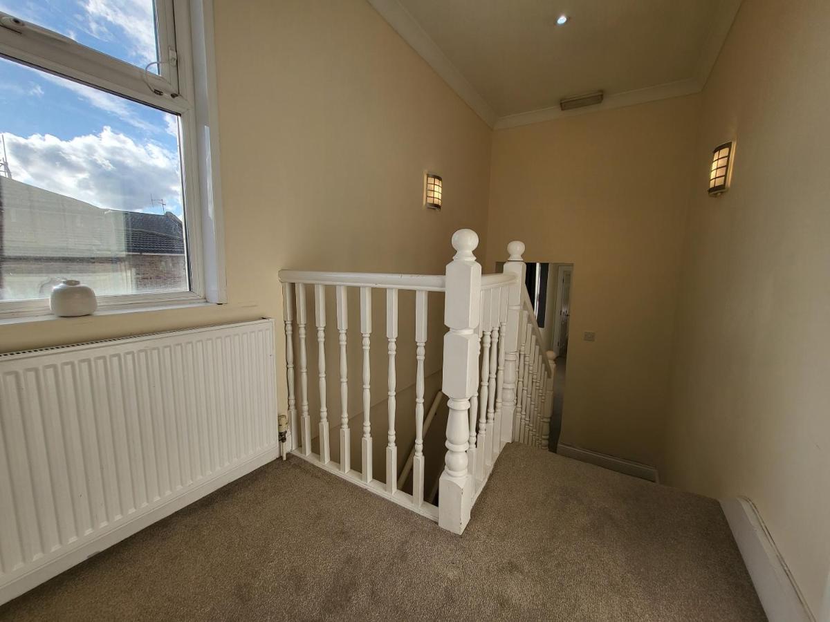 Tooting Bec Central Apartment By London Tube 外观 照片